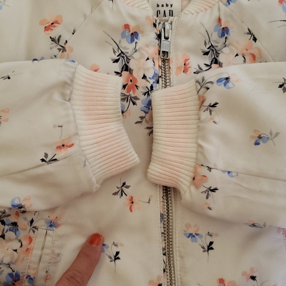 Girl's Bomber Jacket 3T - Picture 2 of 11